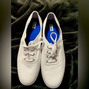 Keds Women’s Champion Original Sneaker White Canvas Sz 13W Worn Once